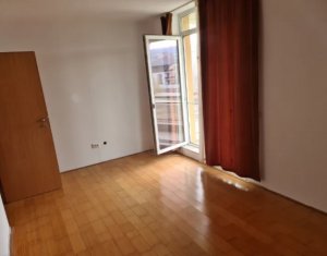 Urgent! Apartament finisat, 2 camere in bloc nou, balcon, etaj 1, zona de case