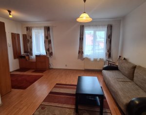 Apartament 2 camere, 48 mp, etaj 2 din 4, Sud, Centru