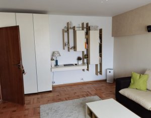 Apartament 3 camere, 82 mp, etaj intermediar, decomandat, modern, Manastur