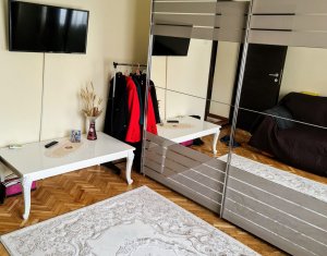 Appartement 3 chambres à vendre dans Cluj-napoca, zone Marasti