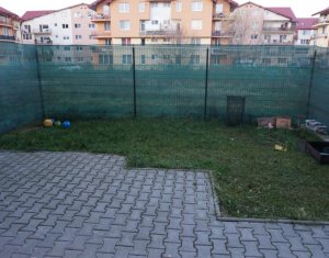 Apartament 2 camere cu gradina, situat in Floresti, zona Eroilor