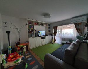 Apartament 3 camere, 68 mp, decomandat, etaj intermediar, Aurel Vlaicu Marasti