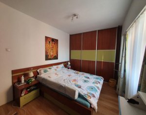 Apartament 3 camere, 68 mp, decomandat, etaj intermediar, Aurel Vlaicu Marasti