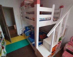 Apartament 3 camere, 68 mp, decomandat, etaj intermediar, Aurel Vlaicu Marasti