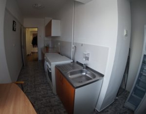 Apartament mobilat si utilat, la etaj intermediar, zona FSEGA 