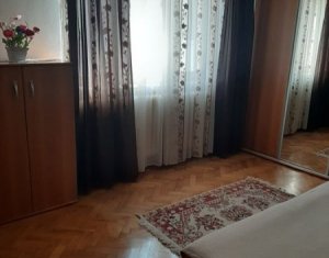 Apartament cu 3 camere, zona pietei Flora, Manastur