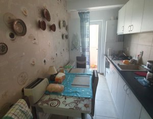 Oferta! Apartament decomandat, mobilat si utilat, Eroilor, Floresti