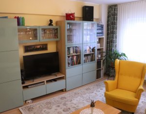 Appartement 4 chambres à vendre dans Cluj-napoca, zone Manastur