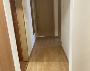 Apartament cu 3 camere+balcon, 52 mp, semidecomandat, zona Mehedinti Manastur