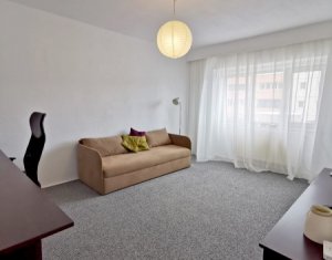 Apartament decomandat, 3 camere, 2 bai, parcare, zona Observatorului, Zorilor