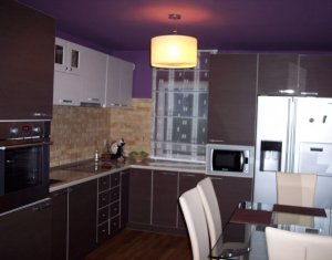 Apartament cu 3 camere, 70 mp, ultrafinisat, zona Parcul Primaverii Manastur