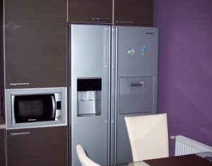 Appartement 3 chambres à vendre dans Cluj-napoca, zone Manastur