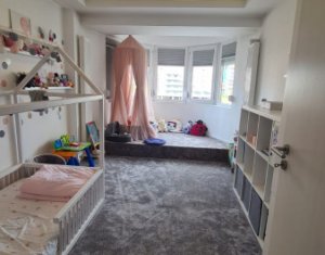 Appartement 3 chambres à vendre dans Cluj-napoca, zone Marasti