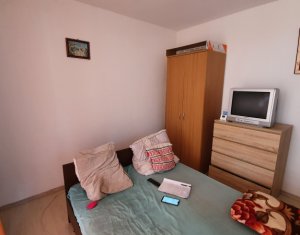 Apartament cu o camera, mobilat si utilat, strada Eroilor