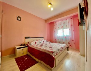 Apartament 3 camere, situat in Floresti, zona Primariei