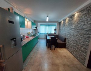 Apartament doua camere, mobilat si utilat, strada Florilor, Floresti