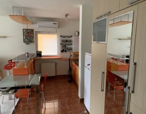 Vanzare apartament 2 camere, 65 mp, etaj 1, bloc nou, zona Campului