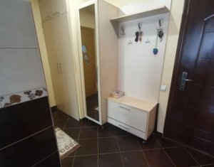 Apartament 2 camere, decomandat, finisat, etaj intermediar, zona Iris-Auchan