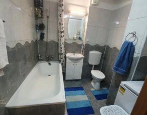 Apartament 2 camere, decomandat, finisat, etaj intermediar, zona Iris-Auchan