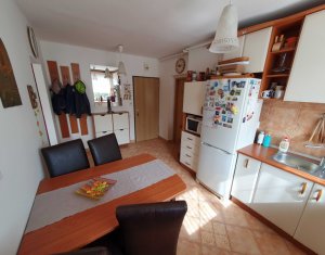 Apartament 3 camere, 58 mp, etaj intermediar, aleea Baisoara, Gheorgheni