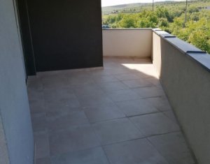 Apartament 3 camere 82 mp, terasa 27, garaj, Gheorgheni