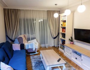 Apartament 3 camere, 70 mp, lux, parcare, la cheie, zona Nicolae Titulescu