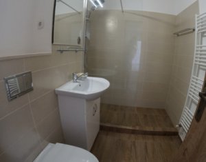 Apartament 2 camere + balcon inchis, 52 mp, decomandat, renovat, zona Fabricii