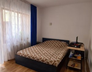 Apartament 3 camere, 63 mp, 3 balcoane, S-E, parcare, Floresti