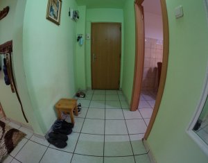 Apartament 3 camere+2 bai, 64 mp, decomandat, garaj, Kaufland Marasti