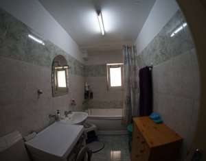 Appartement 3 chambres à vendre dans Cluj-napoca, zone Marasti