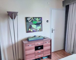 Appartement 3 chambres à vendre dans Cluj-napoca, zone Manastur