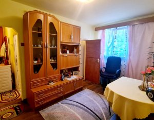 Apartament 2 camere, semidecomandat, 28 mp, etaj 1 din 4, Gheorgheni