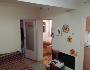 Apartament 3 camere, etaj intermediar, zona Piata Flora, Manastur