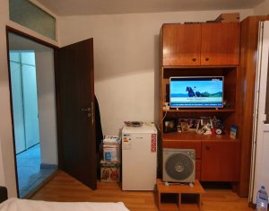 Apartament cu 4 camere decomandate, in Marasti, zona Aurel Vlaicu