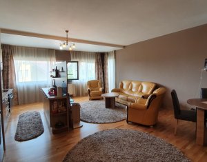 Apartament lux cu 2 camere si garaj in Zorilor, zona Parc Iuliu Prodan