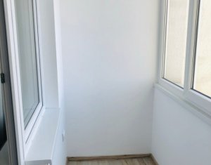 Appartement 4 chambres à vendre dans Cluj-napoca, zone Manastur