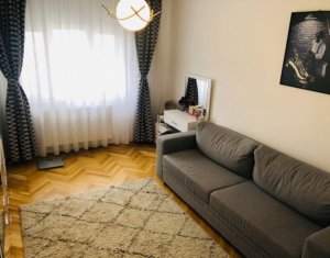 Apartament cu 4 camere de vanzare in Manastur, zona Piata Flora