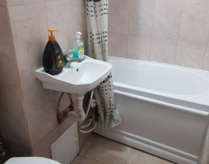  Apartament cochet, cu 3 camere, baie cu geam, Manastur, zona Primaverii