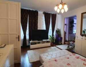 Apartament lux, cu 3 camere in Centru, zona Piata Mihai Viteazu