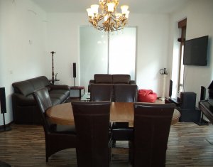 Apartament cu 3 camere ultracentral, pozitie excelenta, Piata Muzeului