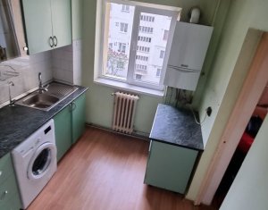 Appartement 3 chambres à vendre dans Cluj-napoca, zone Manastur