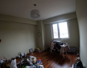 Appartement 3 chambres à vendre dans Cluj-napoca, zone Centru