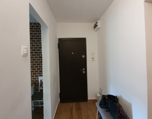 Apartament cu 3 camere in Intre Lacuri, zona str. Muresului