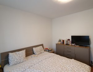 Appartement 3 chambres à vendre dans Cluj-napoca, zone Intre Lacuri