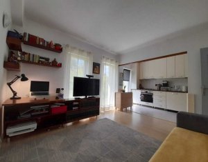 Apartament 2 camere, zona Campului