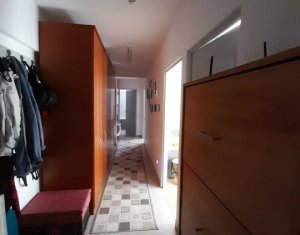 Apartament 2 camere, zona Campului