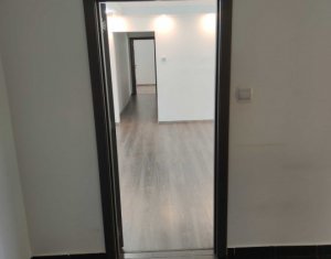 Apartament 3 camere, 68 mp, finisat, zona Albac/Gheorgheni