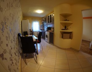 Apartament 4 camere, 80 mp, zona calea Floresti