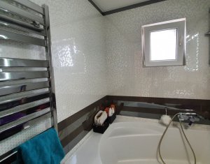 Appartement 4 chambres à vendre dans Cluj-napoca, zone Marasti