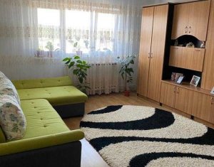 Apartament 3 camere decomandate, 2 bai, zona Calvaria